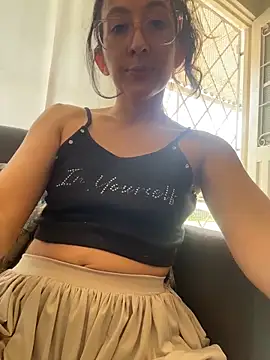 paula p07 online show from April 28, 2026, 8:02 pm