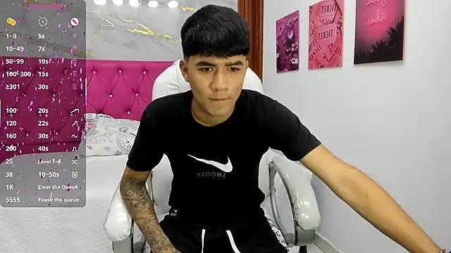 Snapshot of Thiago_collinss chatting on May 28, 2026, 7:31 pm Thiago collinss online show from May 28, 2026, 7:31 pm