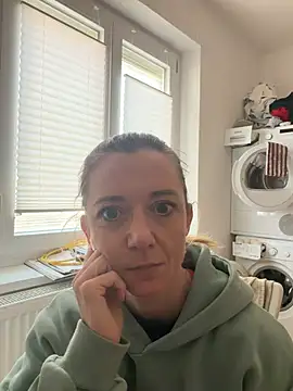 FitAnna online show from February 28, 2026, 1:22 pm