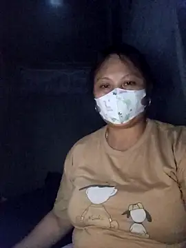 Snapshot of Heylen_hooo chatting on February 28, 2026, 2:50 pm Heylen hooo online show from February 28, 2026, 2:50 pm