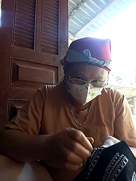 Snapshot of Heylen_hooo chatting on March 1, 2026, 8:47 am Heylen hooo online show from March 1, 2026, 8:47 am