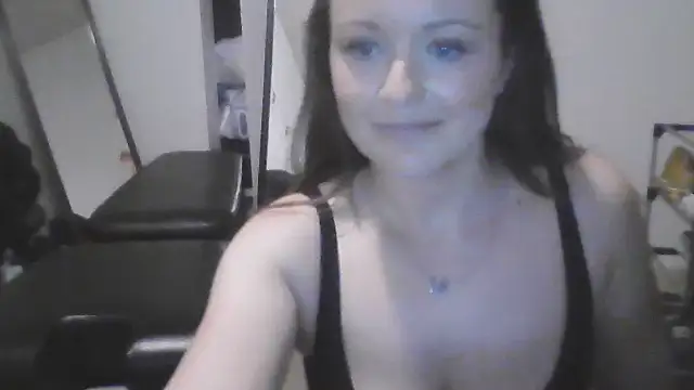 Snapshot of thenakedtrainer69 chatting on April 18, 2026, 7:29 pm thenakedtrainer69 online show from April 18, 2026, 7:29 pm