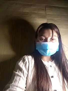 Linhna20 online show from March 8, 2026, 8:50 am