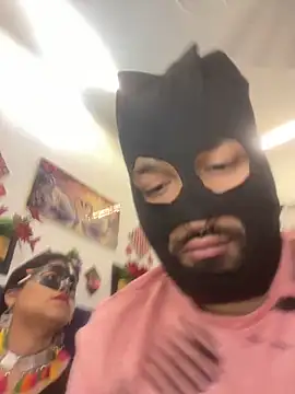 Dirty pair online show from April 12, 2026, 7:55 am