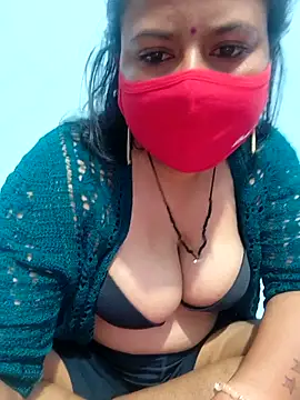 Snapshot of payal-12345 chatting on March 1, 2026, 5:18 am payal-12345 online show from March 1, 2026, 5:18 am