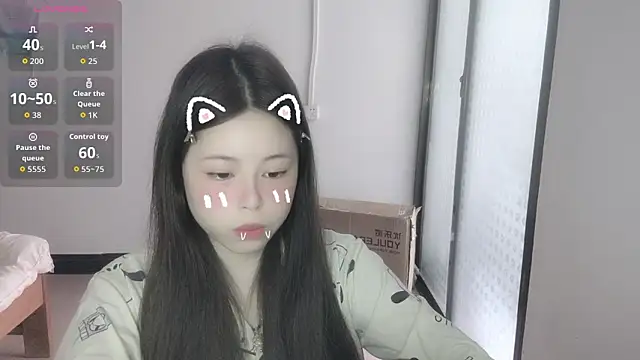 Snapshot of F-Yihao chatting on April 1, 2026, 8:15 am F-Yihao online show from April 1, 2026, 8:15 am