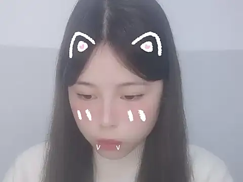 Snapshot of F-Yihao chatting on March 1, 2026, 6:35 am F-Yihao online show from March 1, 2026, 6:35 am