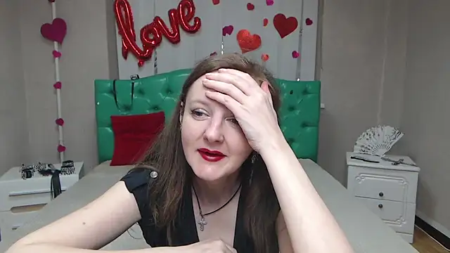 MeganPirs online show from April 16, 2026, 5:14 pm