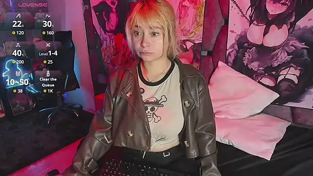 Maky Coss online show from May 27, 2026, 1:18 pm