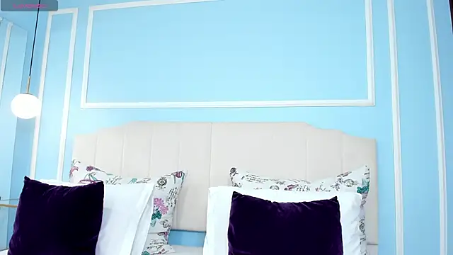 Snapshot of raquel_mooon chatting on March 3, 2026, 5:20 pm raquel mooon online show from March 3, 2026, 5:20 pm