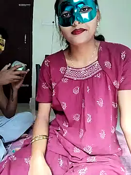 Snapshot of Sweet_Cpl_ chatting on February 28, 2026, 4:12 am Sweet Cpl online show from February 28, 2026, 4:12 am