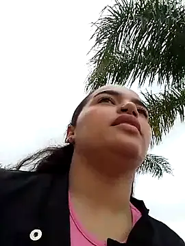 Snapshot of amomentofpassion_1 chatting on March 4, 2026, 11:40 am amomentofpassion 1 online show from March 4, 2026, 11:40 am