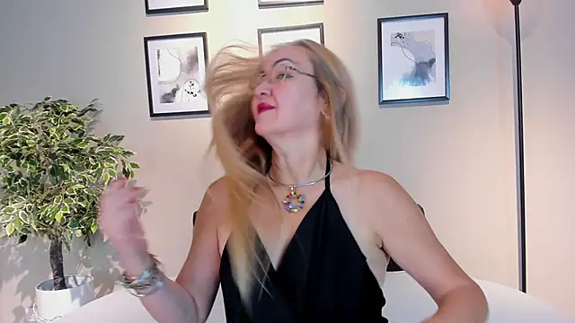 Victoria Firee online show from February 27, 2026, 12:16 pm