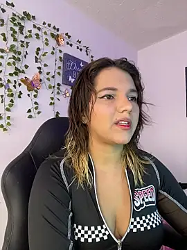 aurora bela online show from March 22, 2026, 4:08 pm