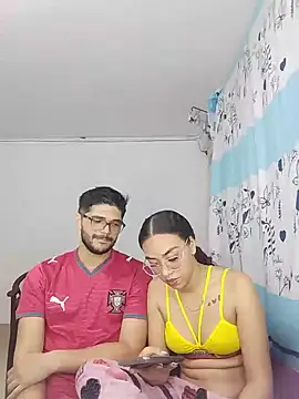 Snapshot of ritzabeth_daniel chatting on July 1, 2026, 2:34 am ritzabeth daniel online show from July 1, 2026, 2:34 am