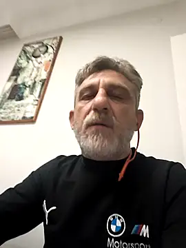 arelll34 online show from February 25, 2026, 11:59 pm