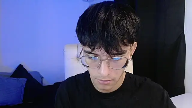 noah millerx online show from July 13, 2026, 9:58 pm