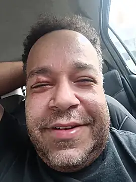 UrsoBissexualPauGrosso online show from April 17, 2026, 5:27 pm