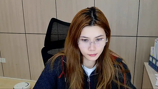 zhen-68 online show from April 1, 2026, 1:19 am