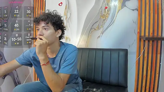 MiaBella and Max online show from March 3, 2026, 12:01 pm