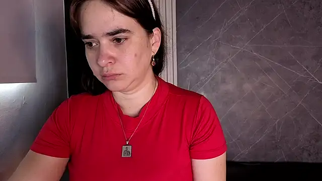 Snapshot of _VALERIAGOMEZ chatting on June 2, 2026, 12:49 pm VALERIAGOMEZ online show from June 2, 2026, 12:49 pm