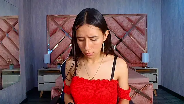 Snapshot of LilyRossi_ chatting on May 26, 2026, 12:14 pm LilyRossi online show from May 26, 2026, 12:14 pm