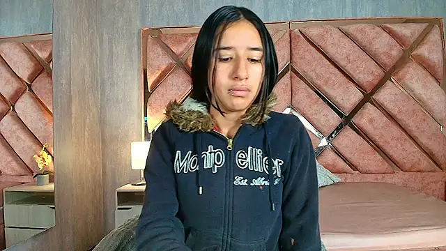 Snapshot of LilyRossi_ chatting on April 27, 2026, 12:14 pm LilyRossi online show from April 27, 2026, 12:14 pm