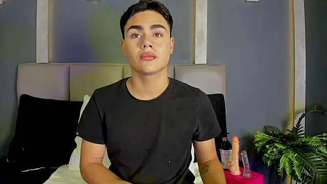 Snapshot of JOEYMIILLS chatting on February 27, 2026, 1:22 pm JOEYMIILLS online show from February 27, 2026, 1:22 pm