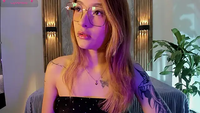 Melodylanee online show from March 20, 2026, 11:00 am