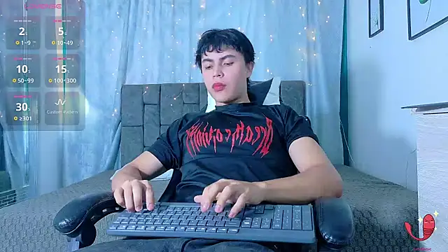 Snapshot of Dantekent chatting on June 6, 2026, 1:38 pm Dantekent online show from June 6, 2026, 1:38 pm