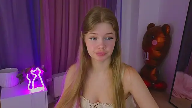 Snapshot of belrinaa chatting on May 1, 2026, 8:47 pm belrinaa online show from May 1, 2026, 8:47 pm