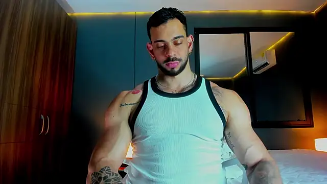 massimo visconti online show from April 15, 2026, 1:22 am