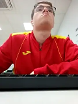 Alejandro27003 online show from March 10, 2026, 1:26 pm