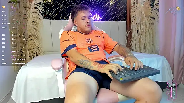 keane lee  online show from March 24, 2026, 7:25 pm