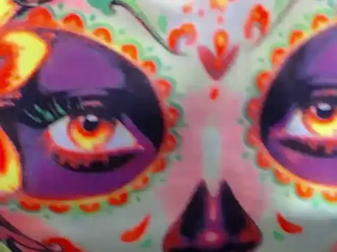 thalia perveertt online show from April 15, 2026, 3:27 pm