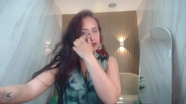 Snapshot of Lola_roses_tf chatting on June 11, 2026, 1:41 pm Lola roses tf online show from June 11, 2026, 1:41 pm
