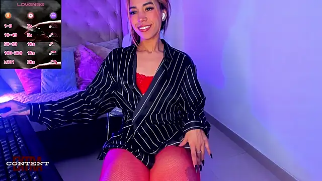 Snapshot of Raven_Dooll chatting on March 27, 2026, 10:11 pm Raven Dooll online show from March 27, 2026, 10:11 pm