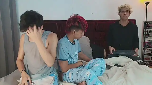 Bryan Santos z online show from April 19, 2026, 1:39 am