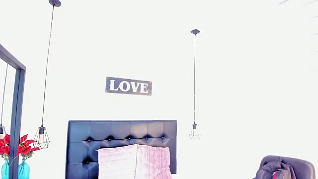 KatallelaMurillo online show from March 14, 2026, 10:43 am