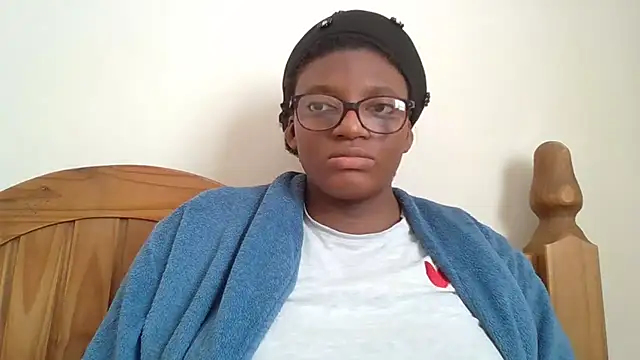 SexyGemBeauty online show from April 3, 2026, 2:23 pm