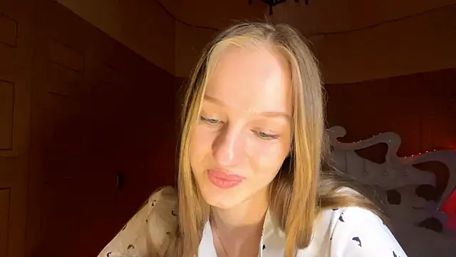 Anika Socutehe online show from April 13, 2026, 11:20 pm