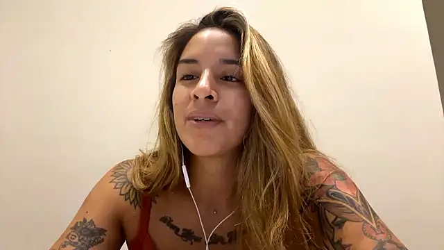 DeadraWestveer online show from March 4, 2026, 1:08 pm