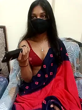 MAYA BED GIRL online show from April 6, 2026, 8:26 am