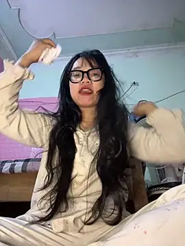 Leeeeiu online show from March 22, 2026, 3:13 pm