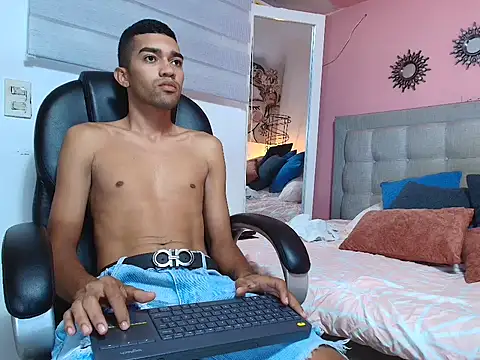 Snapshot of mauricio_smiith chatting on February 28, 2026, 2:44 am mauricio smiith online show from February 28, 2026, 2:44 am