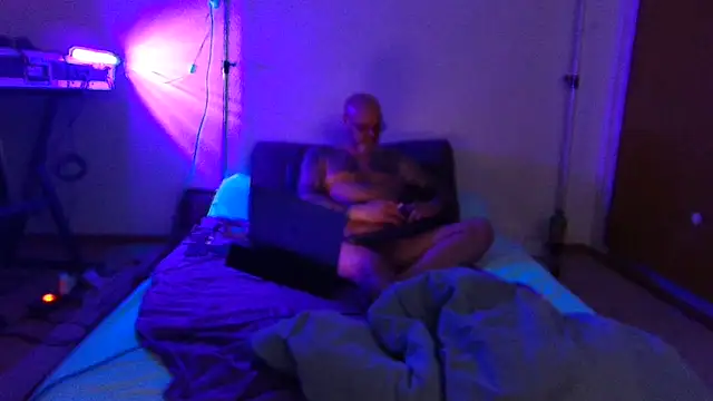 Snapshot of Marcel_x1 chatting on February 28, 2026, 5:01 pm Marcel x1 online show from February 28, 2026, 5:01 pm