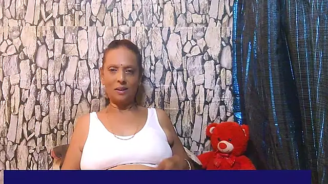 Hot queen58 online show from April 10, 2026, 6:31 am