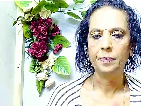 Snapshot of Hot_queen58 chatting on June 11, 2026, 3:47 am Hot queen58 online show from June 11, 2026, 3:47 am