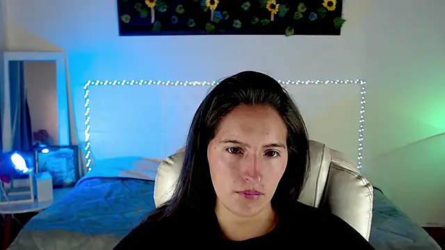 Snapshot of _lucia_777 chatting on March 1, 2026, 1:33 pm lucia 777 online show from March 1, 2026, 1:33 pm