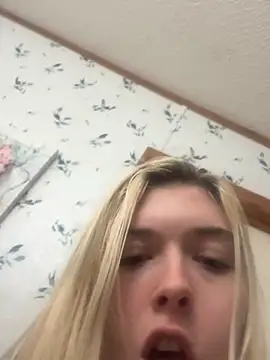 Rainsworld420 online show from April 6, 2026, 9:05 pm